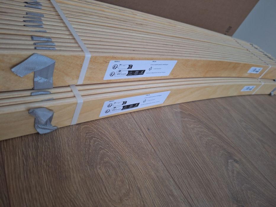 Продавам сандвич легло SLÄKT