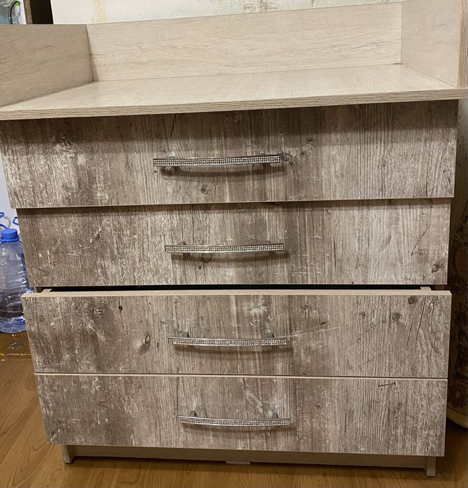 Продатся пеленальный стол