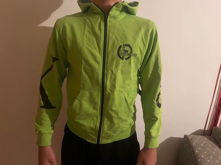 Продам толстовки подростковые