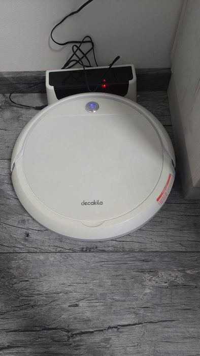 Прахосмукачка робот с жироскоп Decakila, Бяла