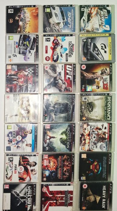 PS3 + 40 JOCURI GRATIS + 2 manete