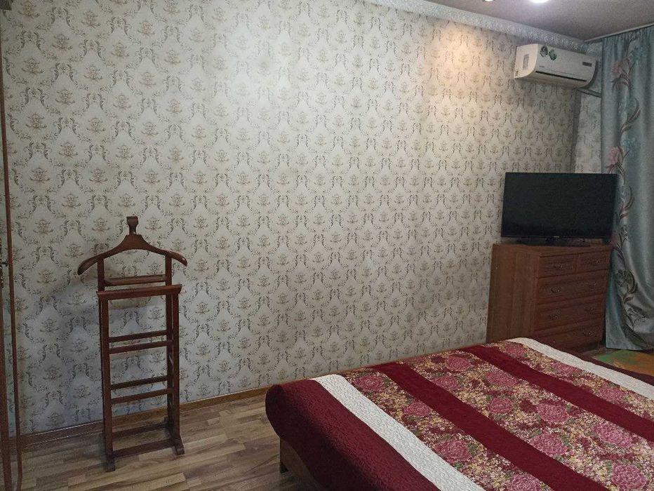 Продаётся 4-х комнатная квартира со всеми удобствами. (78 кв2)