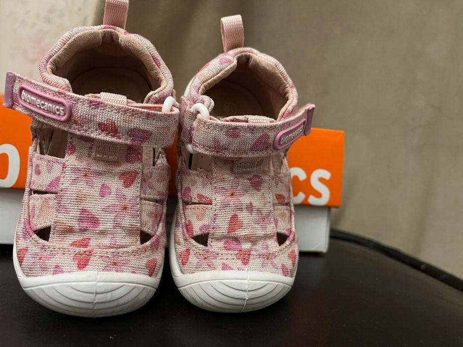 Сандали за момиче Biomecanics -19 размер