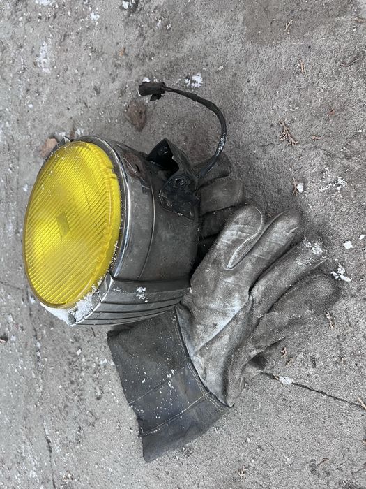 Противотуманка от Mitsubishi