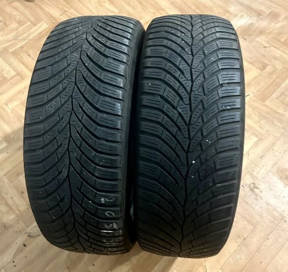 Set 2 anvelope de iarnă, Continental 205/55 R16.