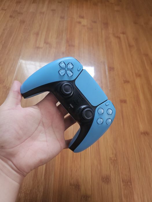 Продам Контроллер ps5