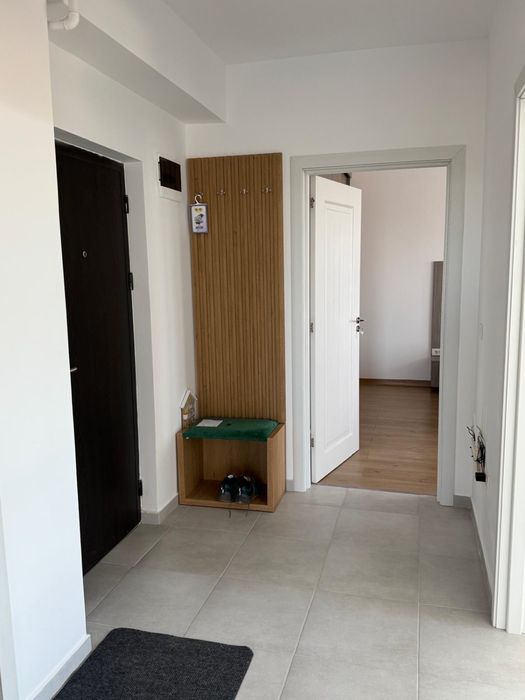 Apartament tip penthouse, cu terasă de 20 mp și vedere panoramică spre Piatra Craiului – Panoramic Garden, Cristian