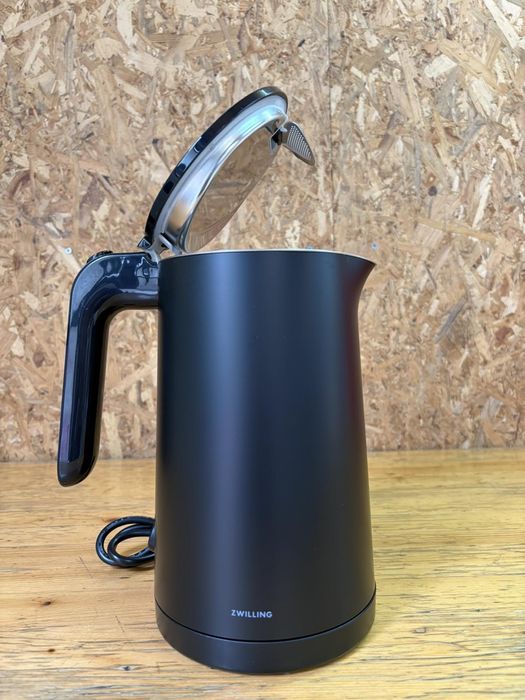 Електрическа кана ZWILLING ENFINIGY от неръждаема стомана, 1850W, 1,5л