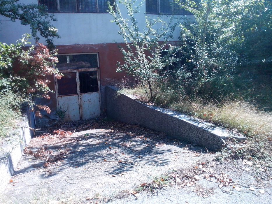 Продава се Промишлена сграда в Кюстендил, Осогово - 1340 кв.м за 299 €/кв.м - Снимка #7