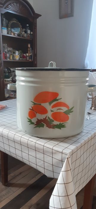 Кастрюли 25 литров очень большая