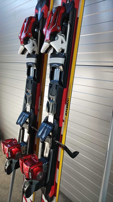 ски и обувки росиниол атомик