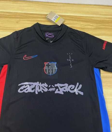 Tricou Barcelona away colaborare Travis Scott la liga