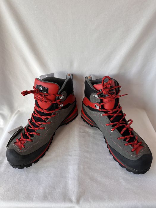 Bocanci Trekking Gore-tex,Garmount Ascent,marime 42