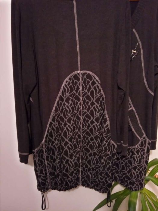 Голям размер дамски туники