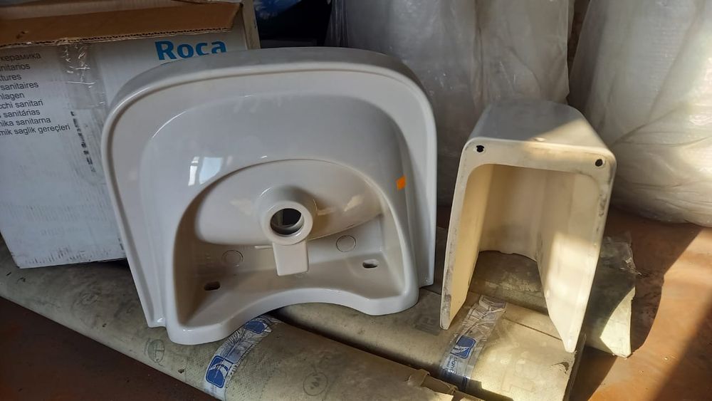 Раковина из фарфора