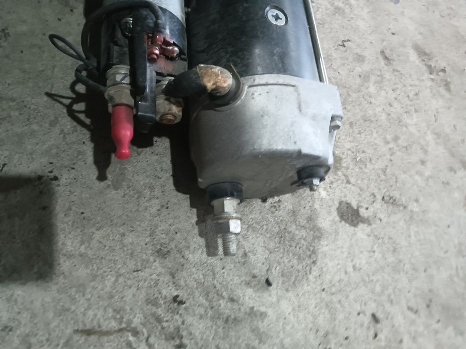 Продам стартер новый