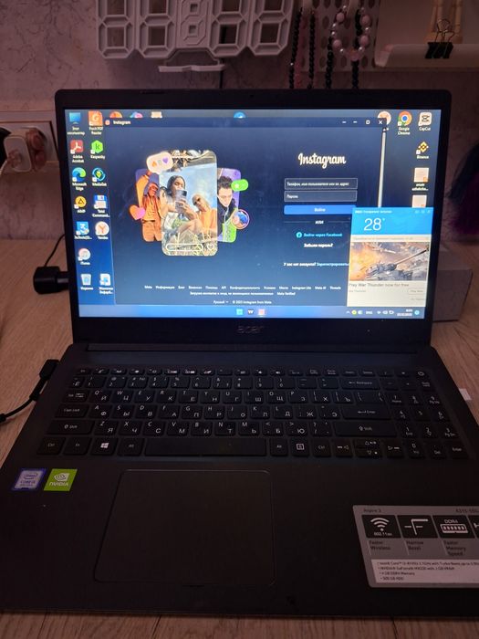Acer Aspire 3  Core i3-8145  RAM 20GB  180gradus ochilqdiIgravoy nootb