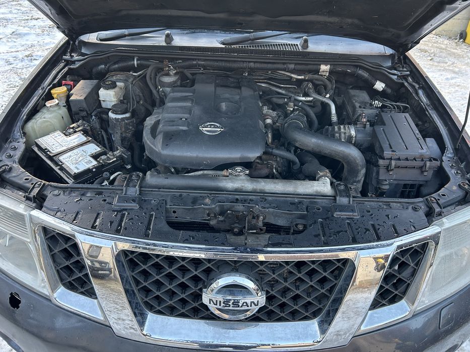 Nissan navara 2.5 d40 pickup din 2013 volan dreapta 4x4 diesel