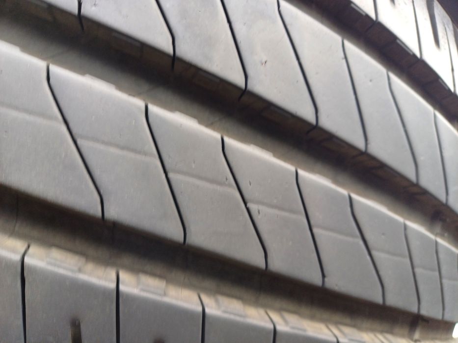 Гуми 215/65/16С Мишелин