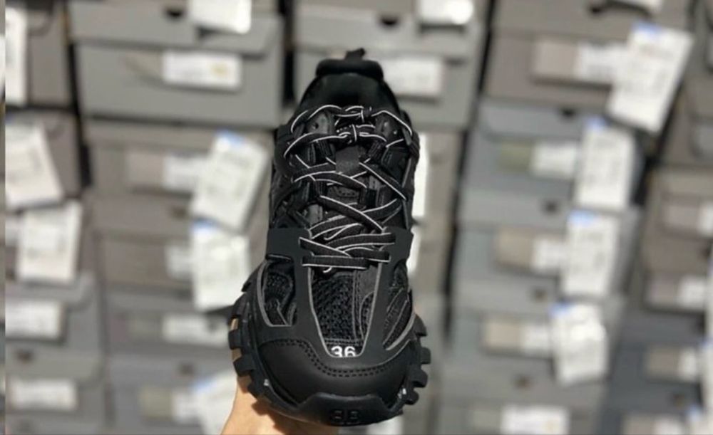 Papucii balenciaga negri