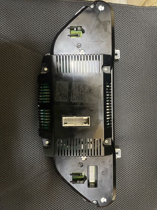 Щиток приборов Audi Q7