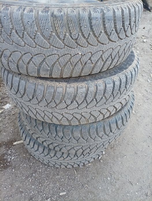 Продам диски комплект с резиной