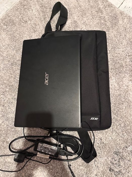 Acer лаптоп с 8GB RAM, Extensa 15 EX215-31, чанта и зарядно