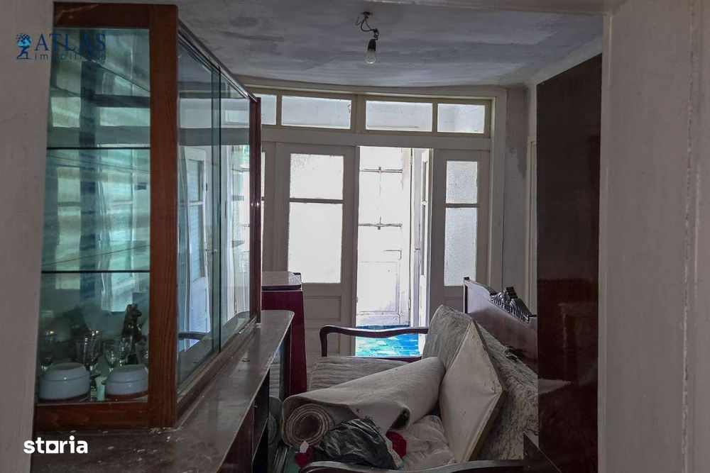 Casă Eforie Sud, ultracentral, 2 fronturi la stradă, 450 mp teren