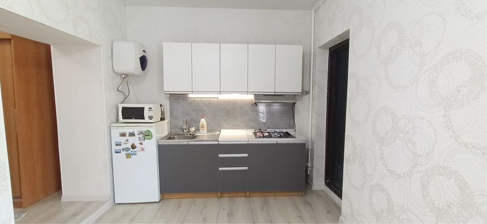 Жер уй (двухквартирный дом)