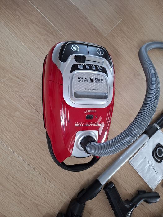 Aspirator Rowenta Silence Force Allergy+, rosu, stare f buna