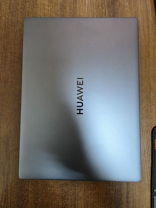 Huawei matebook D14 cor i3 12gen 8/256