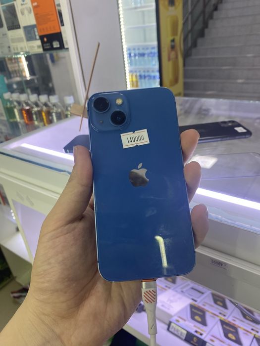 iPhone 13 256GB в отличном состтянии