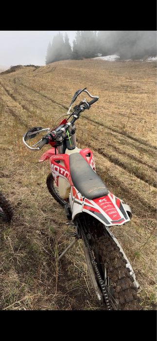 продам Hengjiang 2023 года