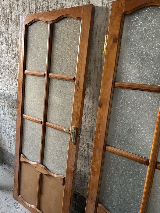 Продам двери чистое дерево