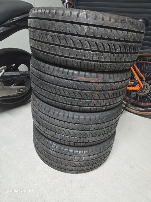 Set 4 anvelope 225 40 R18 vară