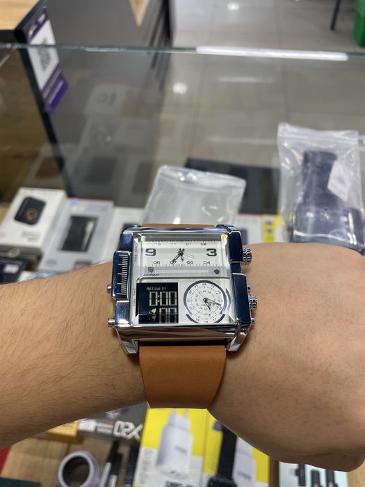 Poedagar soati Часы Poedagar