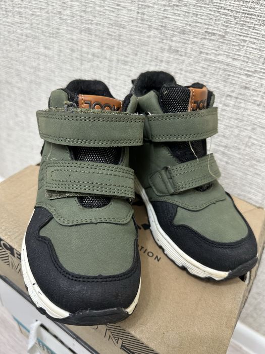 Продам обувь на мальчика