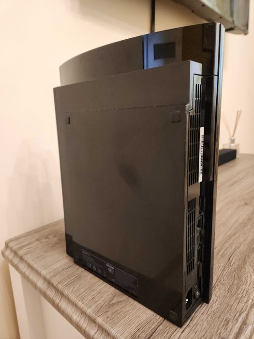 Pentru piese - PlayStation 3 CECHG04 fara Bluray Drive