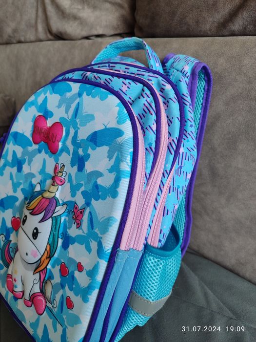 Школьный  рюкзак