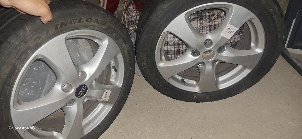 Продаю титанку с резиной на 17