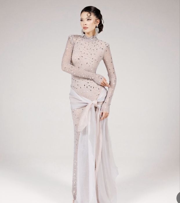 Продам платье новый