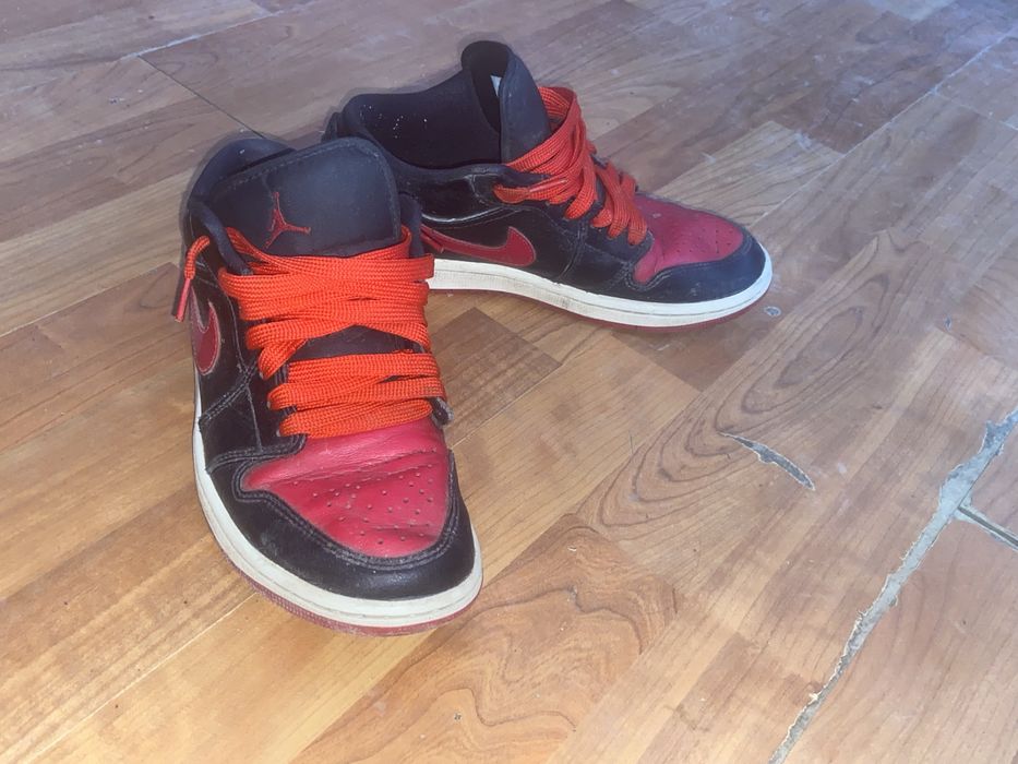 Vand jordan 1low rad and black