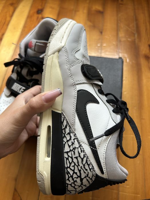 Jordan Legacy обувки