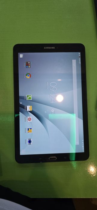 Samsung galaxy tab e hamma joyi ideal kup ishlatil.agan