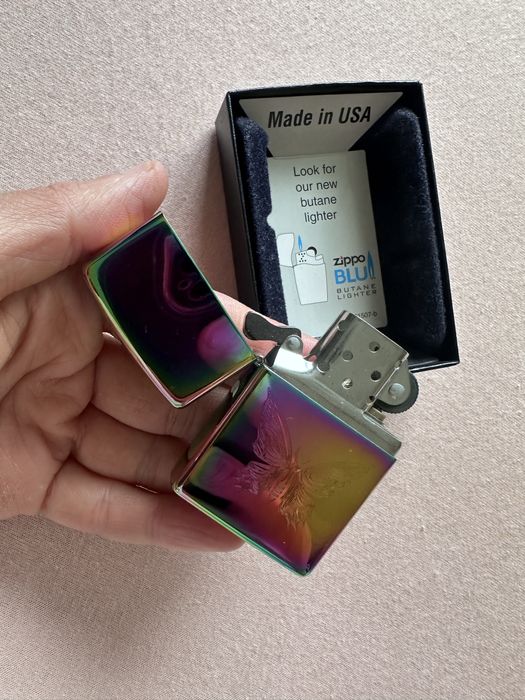 Бензинова запалка Zippo
