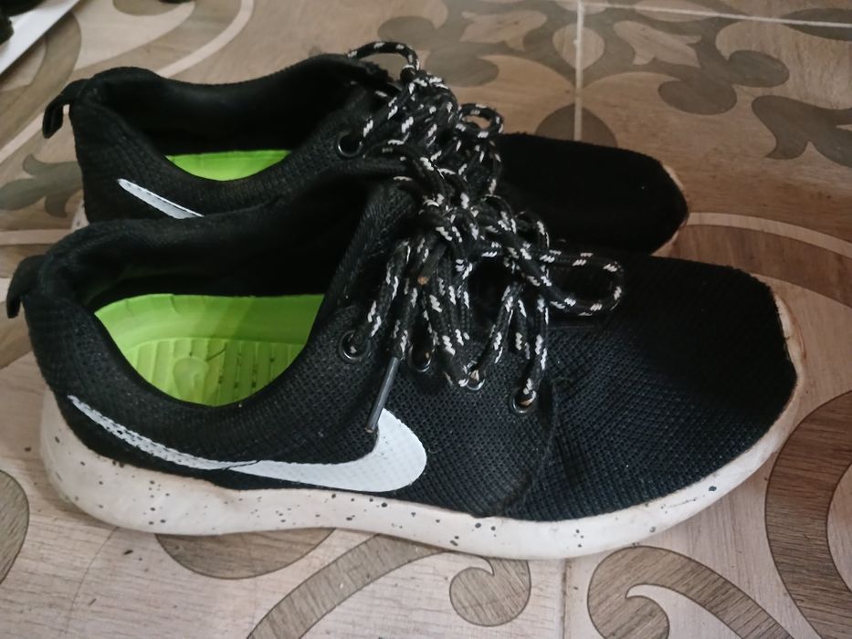 Кросовка размер 38