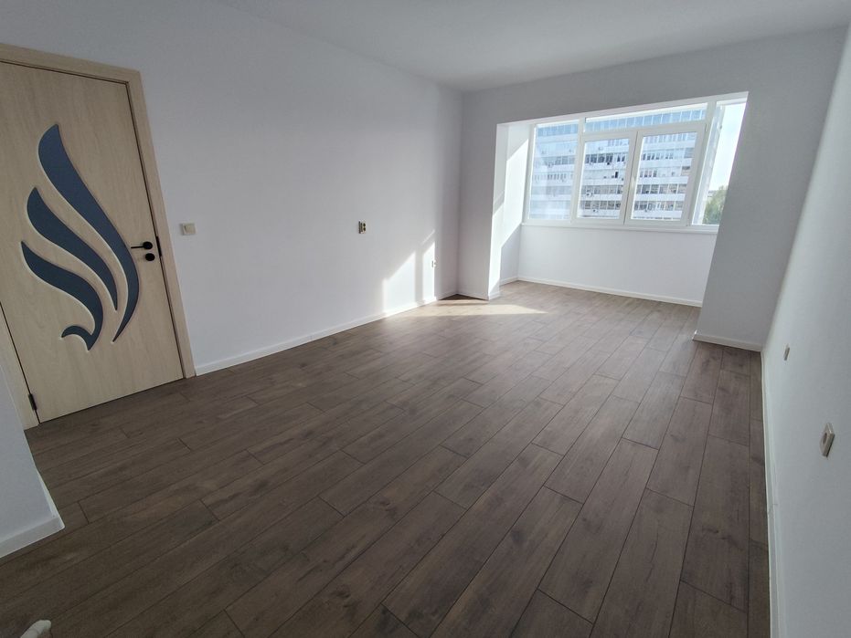 Продава се Тристаен апартамент в Варна, ХЕИ - 65 кв.м за 2691 €/кв.м - Снимка #4