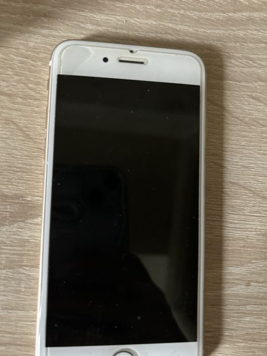 Iphone 6 память 16 гб емкость 83%,