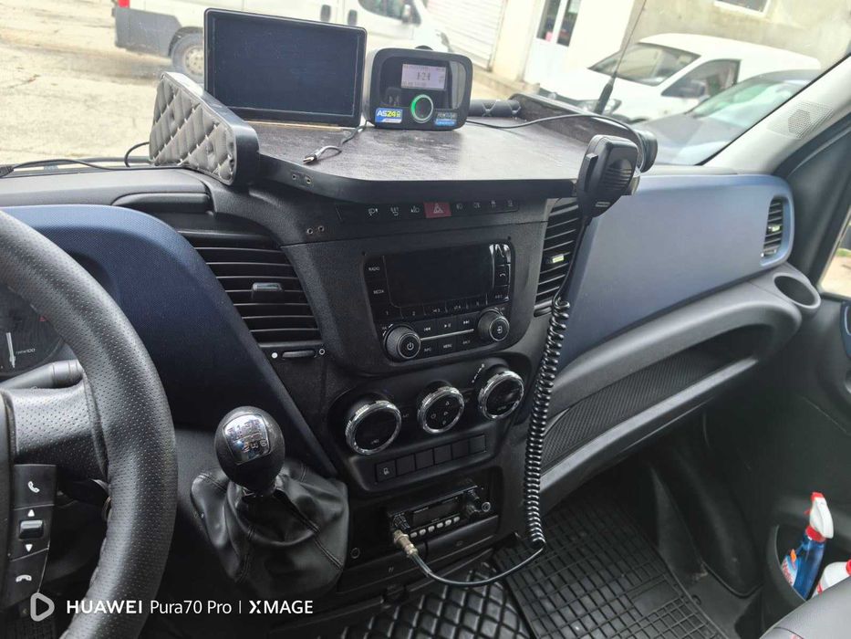 10 палетен бус ивеко дейли