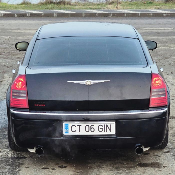 Chrysler 300c Negru
